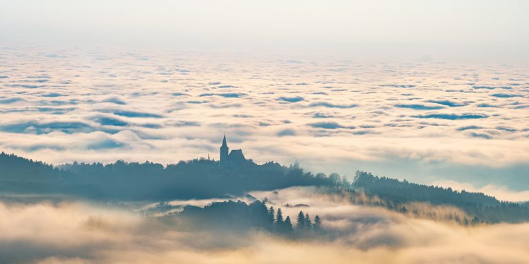 Bild 301943049 von fotofrank auf AdobeStock Allerheiligen im Mühlkreis